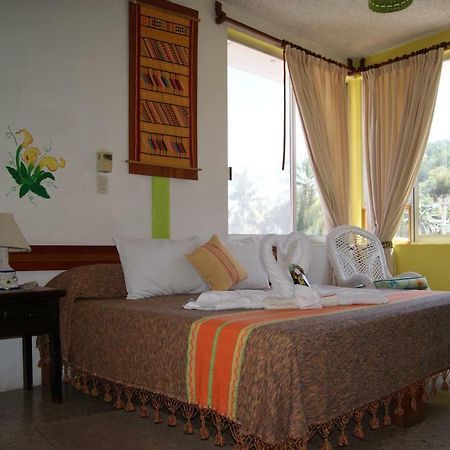Hotel La Cabana Puerto Ángel Extérieur photo